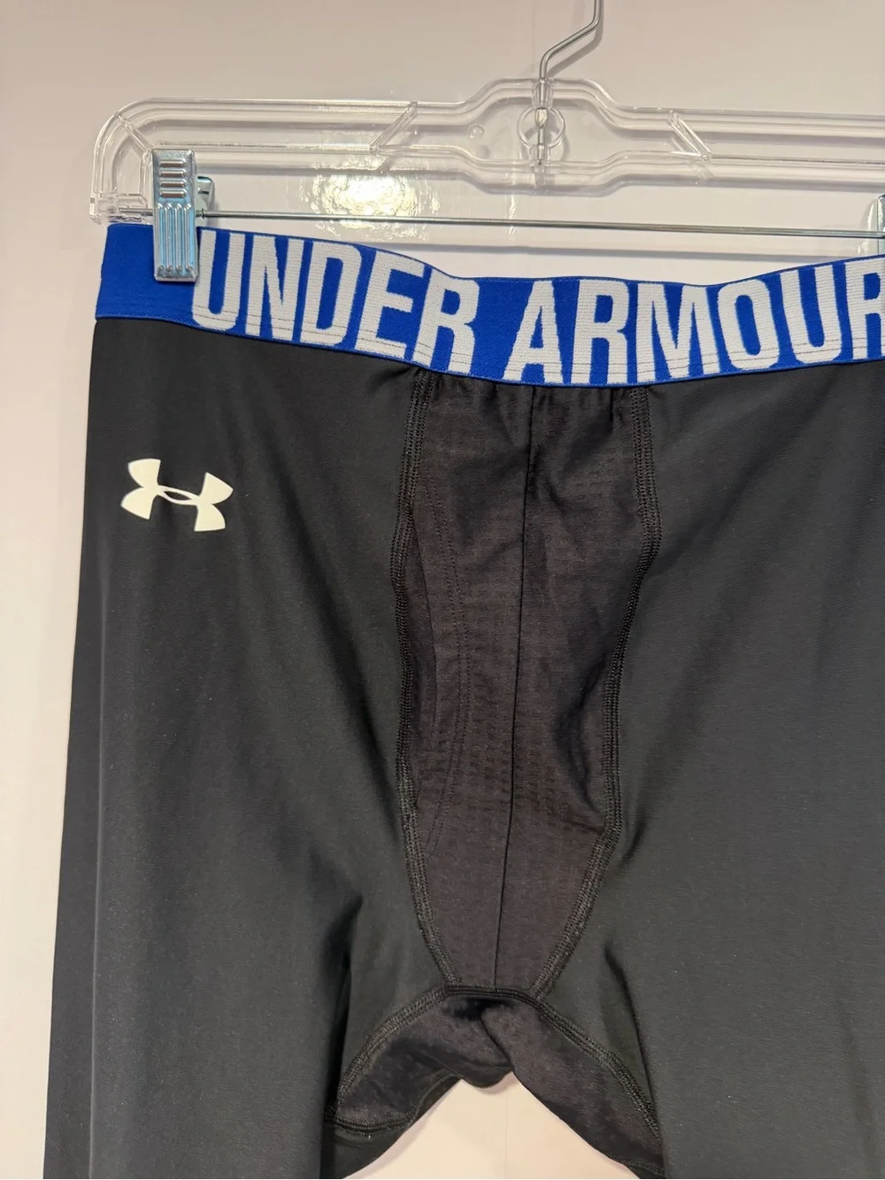 Under Armour Men’s Black Compression Leggings with Blue Waistband Base Layer